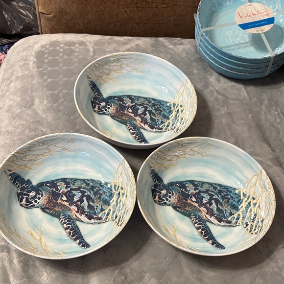NWT Better Homes & Gardens turtle melamine bowls set of 3 - 8 1/2 inches across - Picture 2 of 5